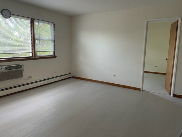 Photo - 4658 S Troy St Unidad 3- S