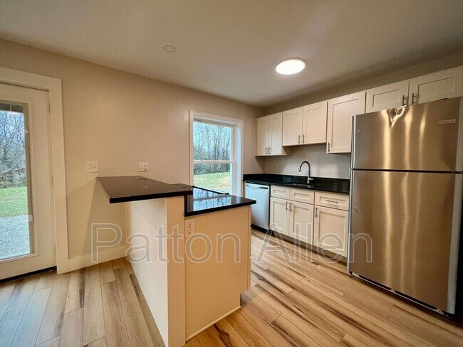 24.5 Crestview St