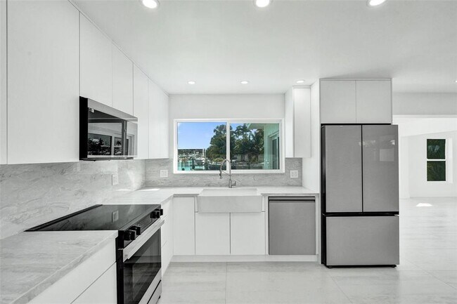 Photo - 1960 SE 5th Ct