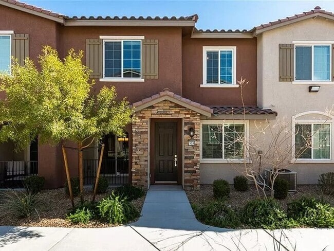 Building Photo - Charming 3 Bedroom Townhome in Las Vegas