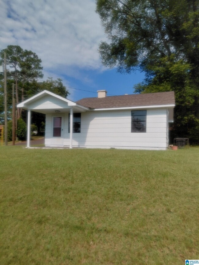 Photo - 700 Attalla Pl