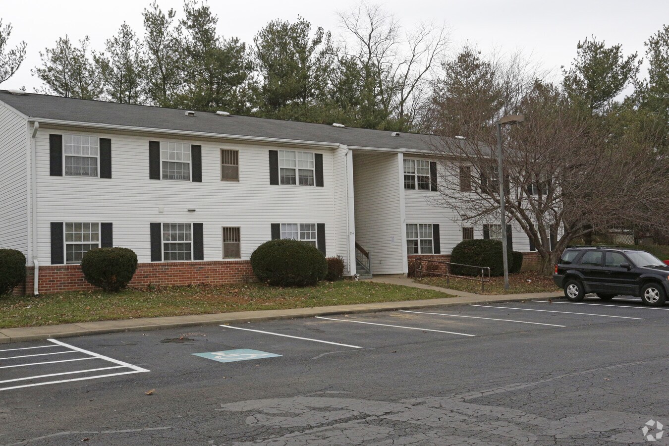Photo - Purcellville East Apartments