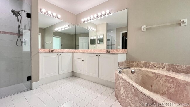 Photo - 1627 Oak Berry Cir