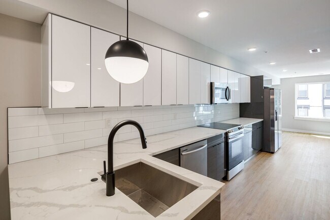 Photo - 1717 N 25th St Unit 3