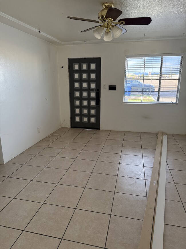 Photo - 223 E 2nd St