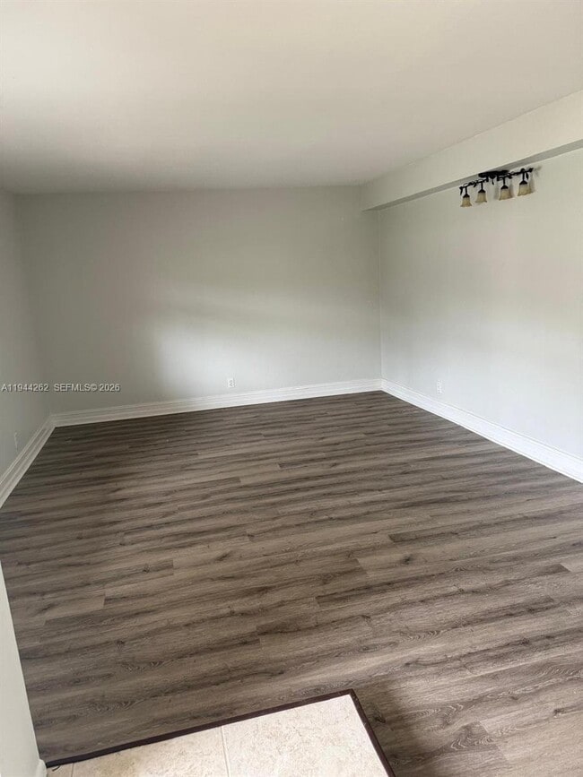 Photo - 242 Wimbledon Lakes Dr