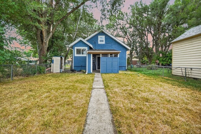 643 Parkhill Dr