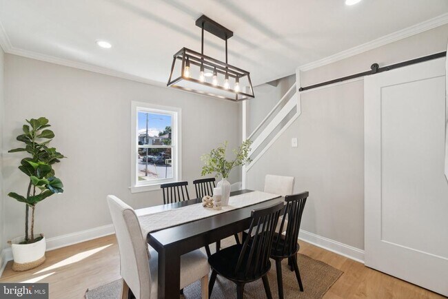 Photo - 4914 22nd St N