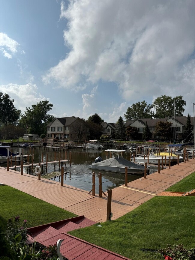 Photo - 27870 Reo Rd Unit A