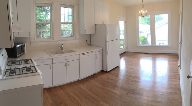 Photo - 307 Perry St