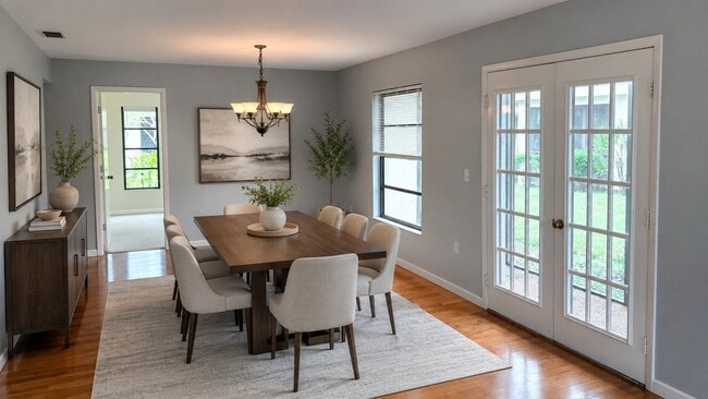 5001 Vivienda Way