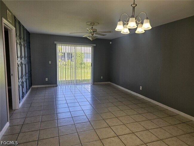 Photo - 1138 Homer Ave S