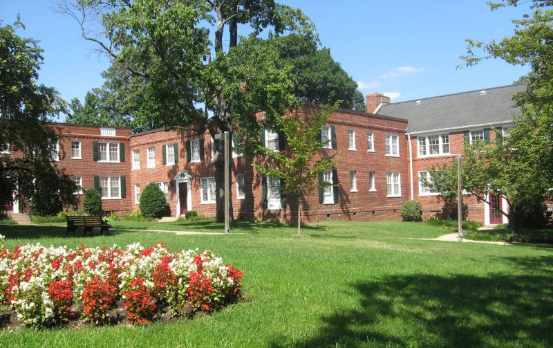 Photo - 1728 Queens Ln Unit 177