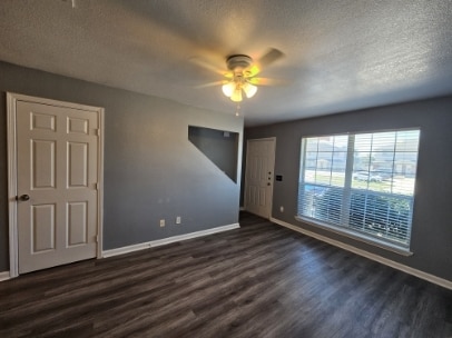 Living Room - 4005 Pilgram Dr