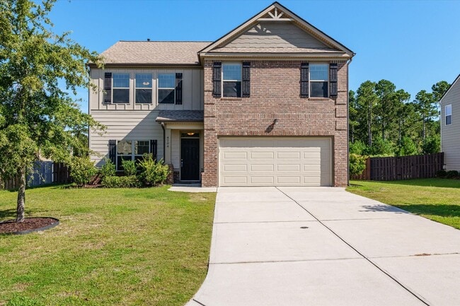 Photo - Great 5 Bedroom Home in Evans