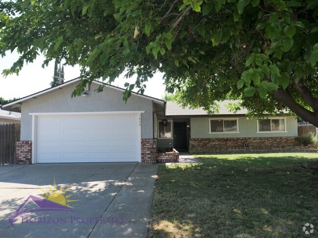 Building Photo - 3 Bed 2 Bath 1,306sqft Single Family Home ...