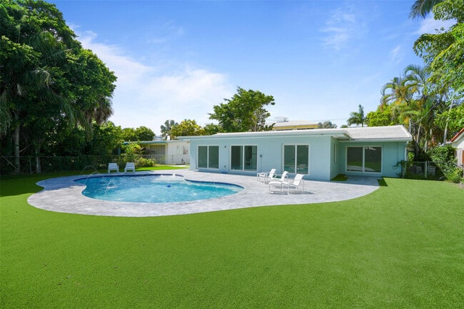 Photo - 2116 SE 18th St