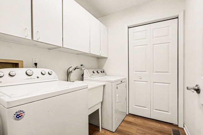 Photo - 408a Jackson St