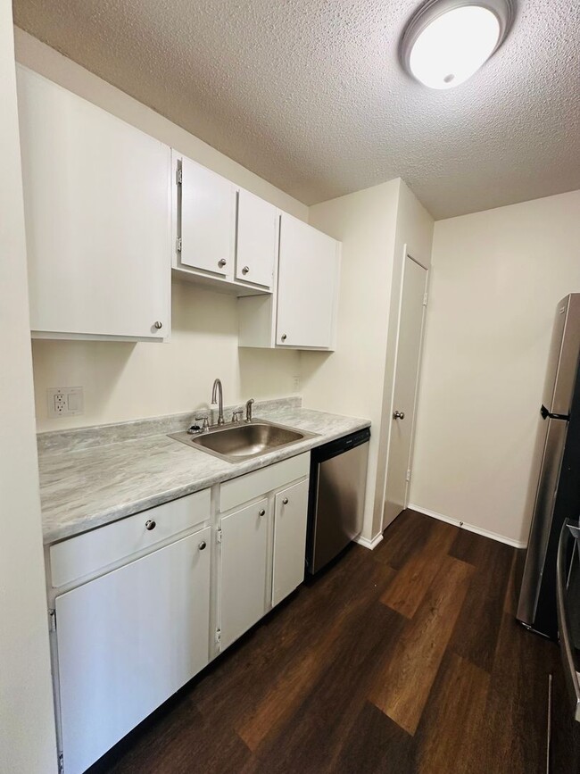 Photo - East Gate Apartments