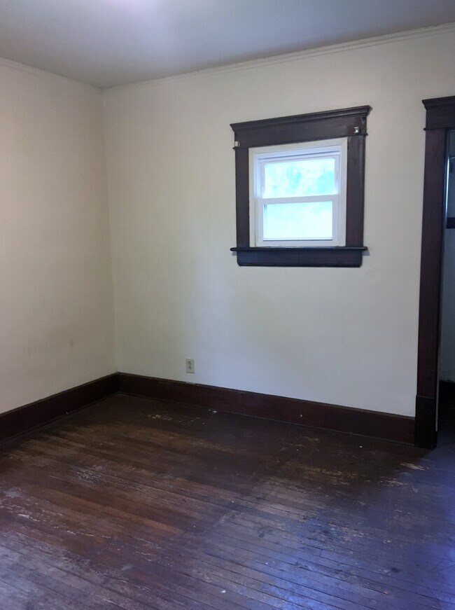 Photo - 588 Schiller Ave Unit 1