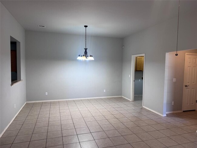 Photo - 2525 W Oklahoma Ave