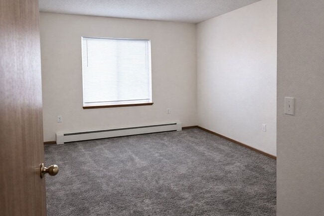 ARBOR GLEN APARTMENTS