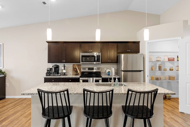 Photo - Redwood Rochester Hills