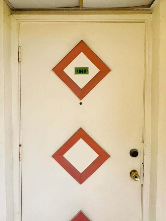 Photo - 215 SE 3rd Ave
