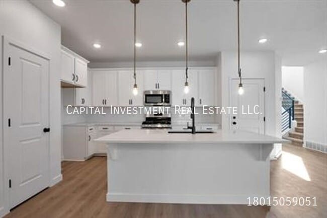Photo - 4692 Camellia Ln