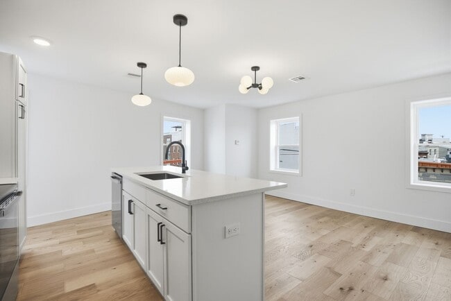 Photo - 2302 E Norris St Unidad 3