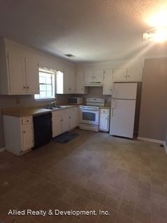 Photo - 3 br, 2 bath House - 1311 Royal Oaks Court...