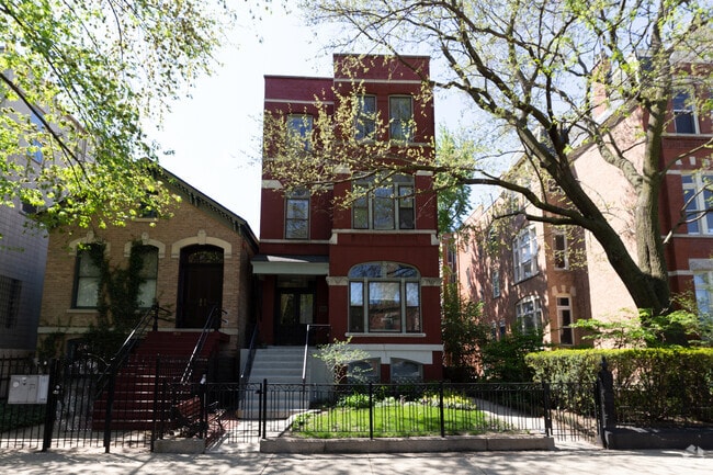 Building Photo - 2013 W Evergreen Ave Rental