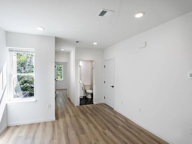 Photo - 2200 Reed St