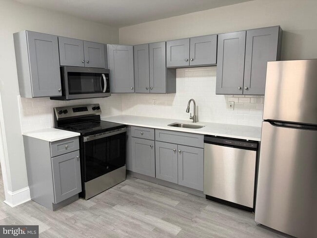 Photo - 244 Mansion Ave