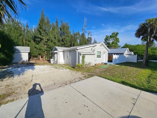 Photo - 4310 Garden Rd