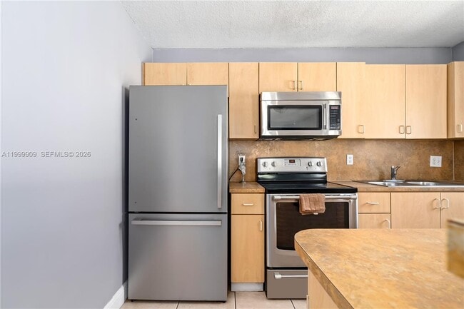 Photo - 760 NW 80th St