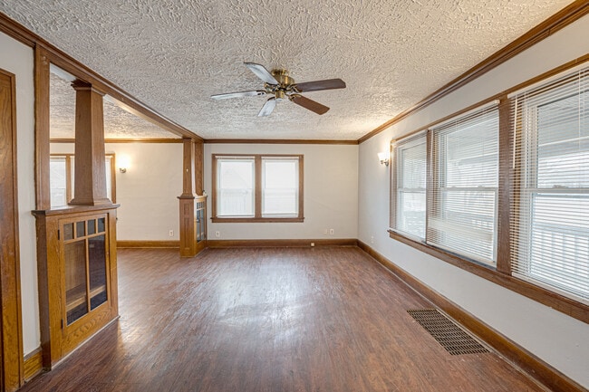 Photo - 814 22nd Ave