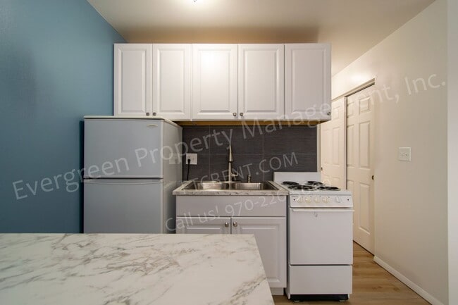 Photo - 2008 W Plum St