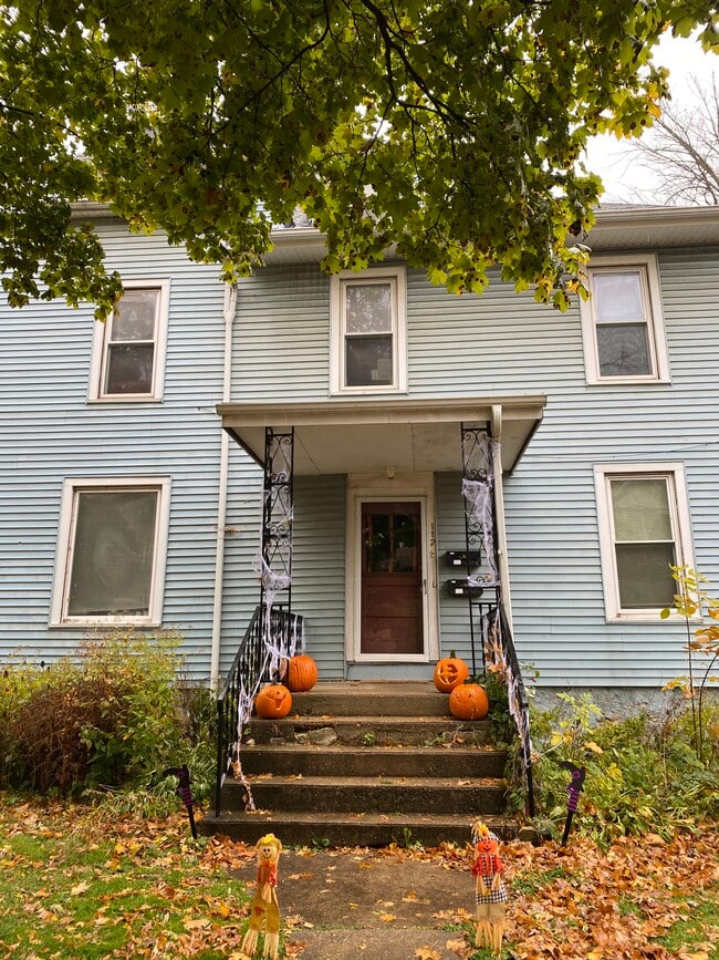 Photo - 112 S Mills St Unidad 1