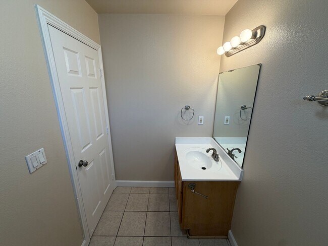 320 J. Ave. #90