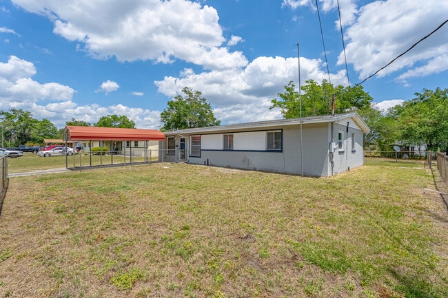 Photo - 2505 Lourdes Dr W
