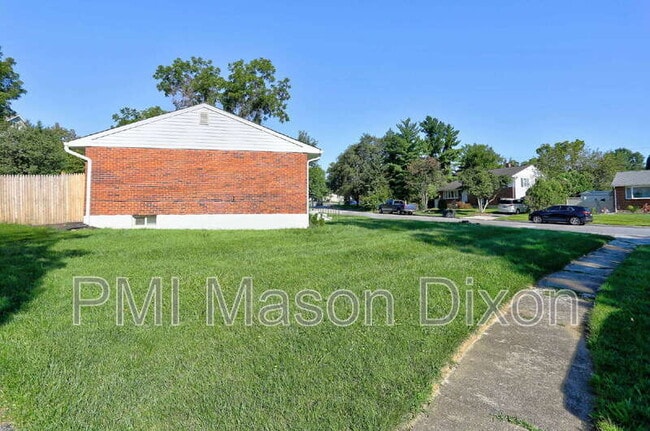 Photo - 8523 Fieldway Dr
