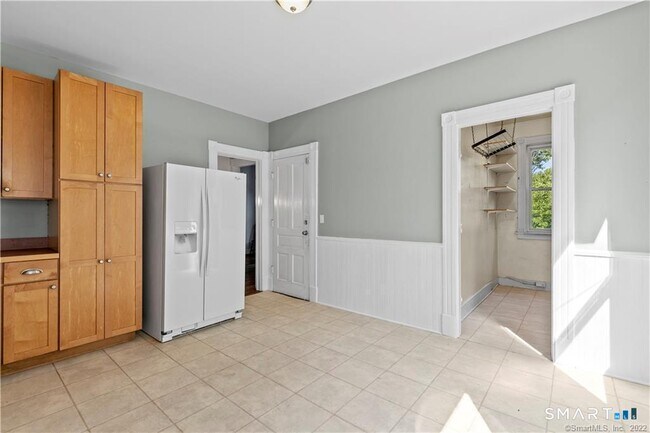 Photo - 171 Norton St Unidad 2