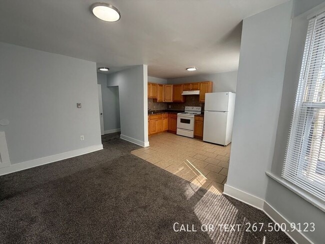Photo - 241-43 W Queen Ln