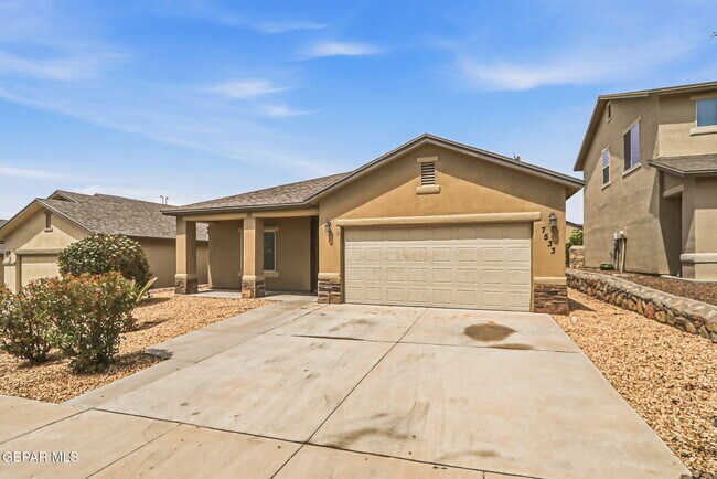 Photo - 7533 Red Cedar Dr