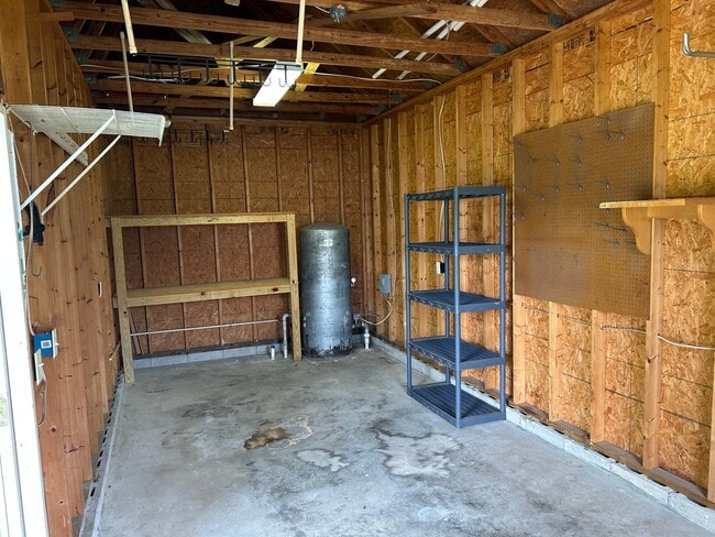 Photo - 3809 Doe Ln