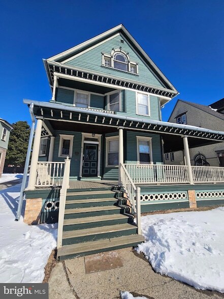 Photo - 912 Riverside Ave.