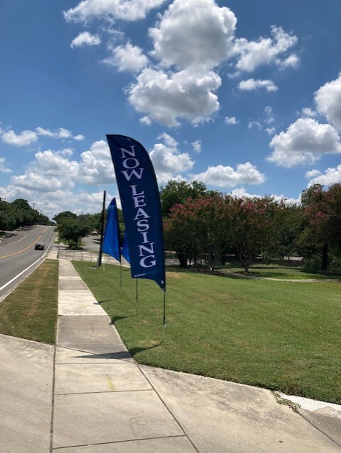 Oak Creek - Oak Creek Apartments