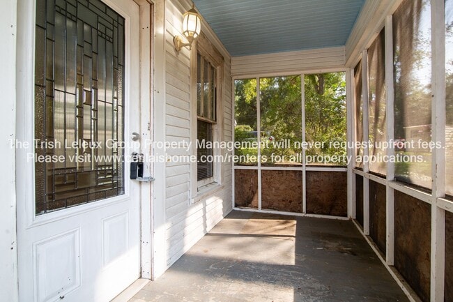 Building Photo - 2/1 near LC Close to everything!! Rental