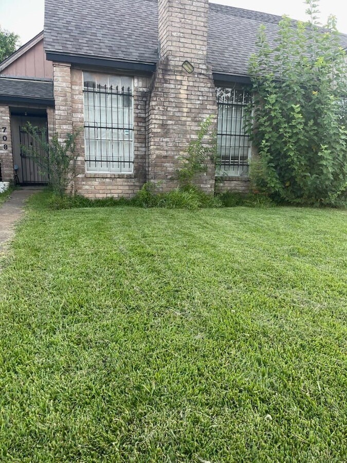Photo - 708 Carol Lynn Dr